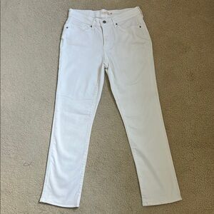 Levi's Women's Straight Leg Jeans | Size 28 | White